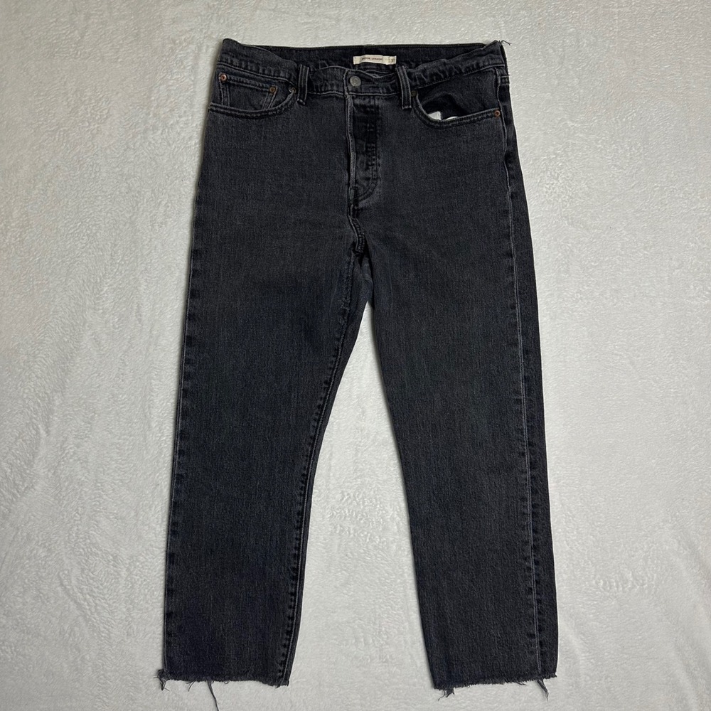 Levi's Wedgie Straight Jeans Washed Black Raw Hem Button Fly High Rise Size 31